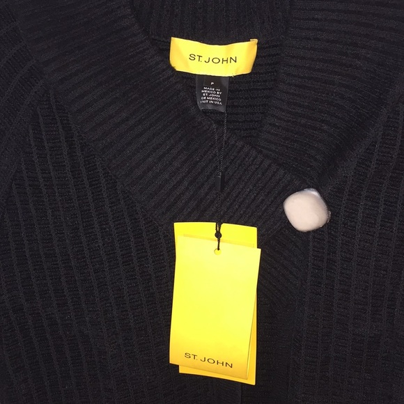 Women’s NWT petite caviar sweater. St. John - Picture 5 of 8